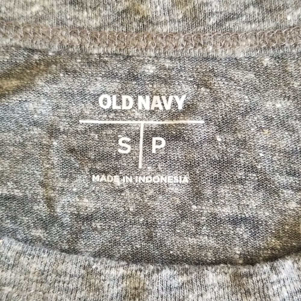 Gray tee - Picture 4 of 4